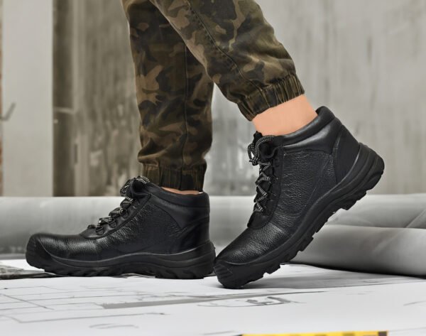 Leather Boots for Men – Genuine Leather Casual Boots for Everyday Style | Pillaa