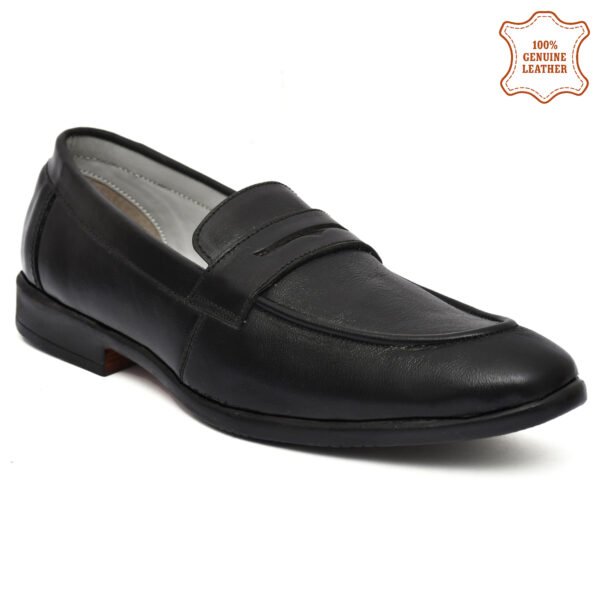 Men’s Black Loafers – Classic Slip-On Shoes for Everyday Style | Pillaa