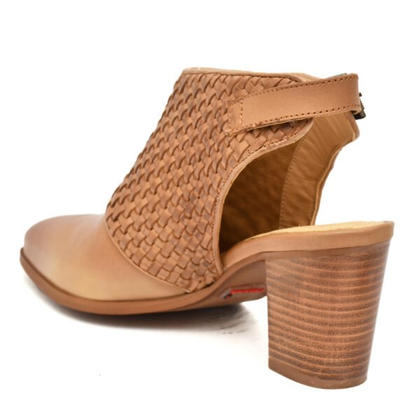 Stylish Block Heel Sandals for Women – Trendy & Comfortable Footwear