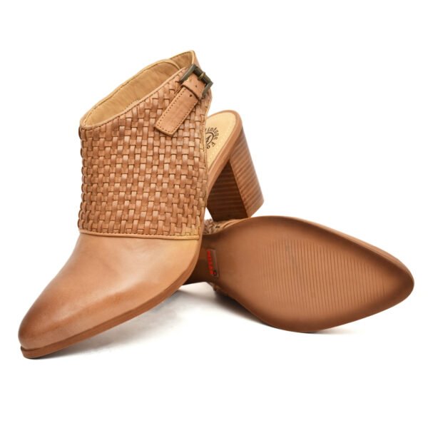 Stylish Block Heel Sandals for Women – Trendy & Comfortable Footwear