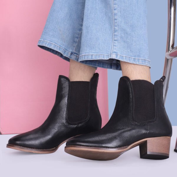 Women's Chelsea boots-On Shoes for Everyday Style | FABY807